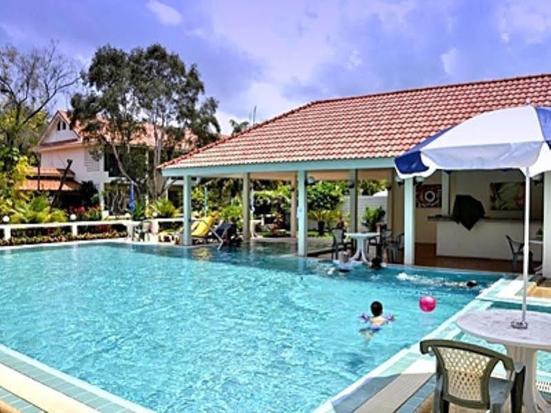 Casuarina Jomtien Hotel- Baramie Residence Ngoại thất bức ảnh